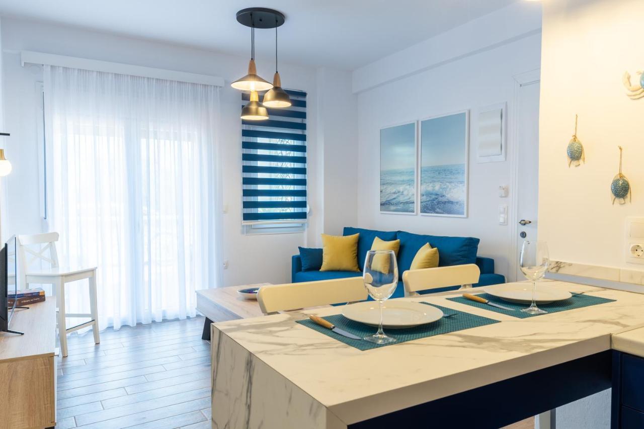 Appartement Elvis Nest à Nea Moudania Extérieur photo